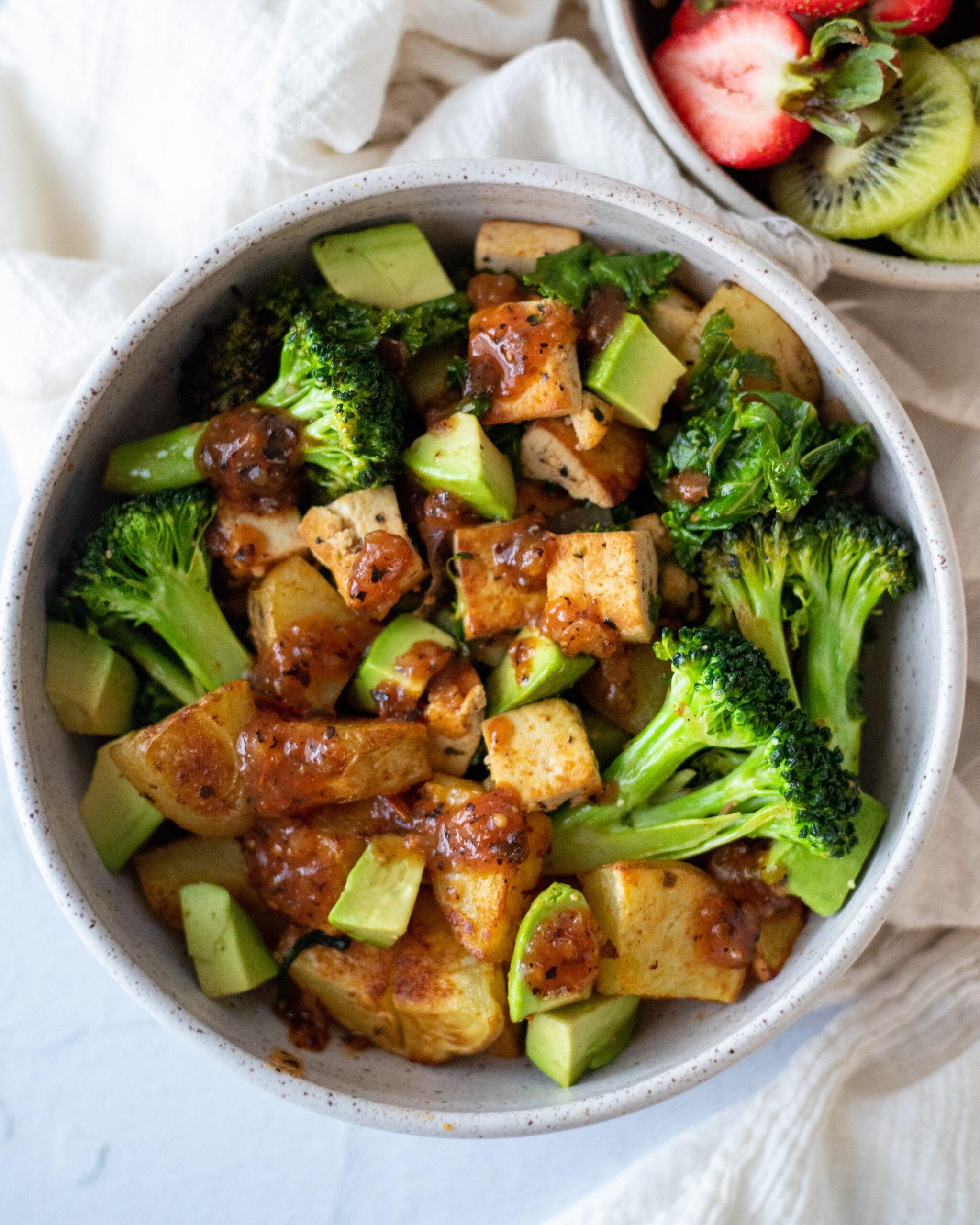 Lemon-pepper Tofu Breakfast Bowl