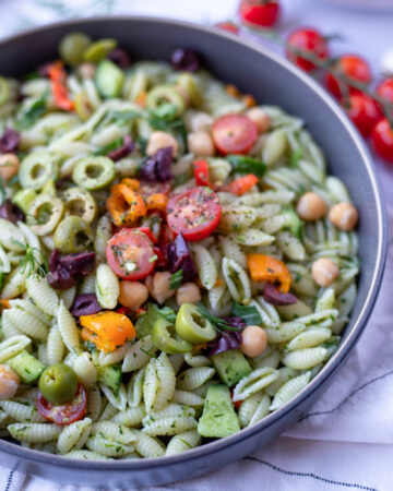 Lemon and Herbs Pasta Salad - BetterFoodGuru