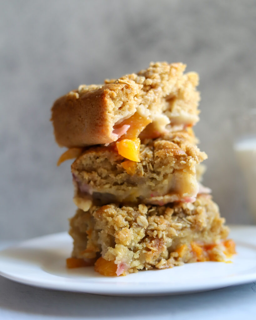 vegan peach crumble cake