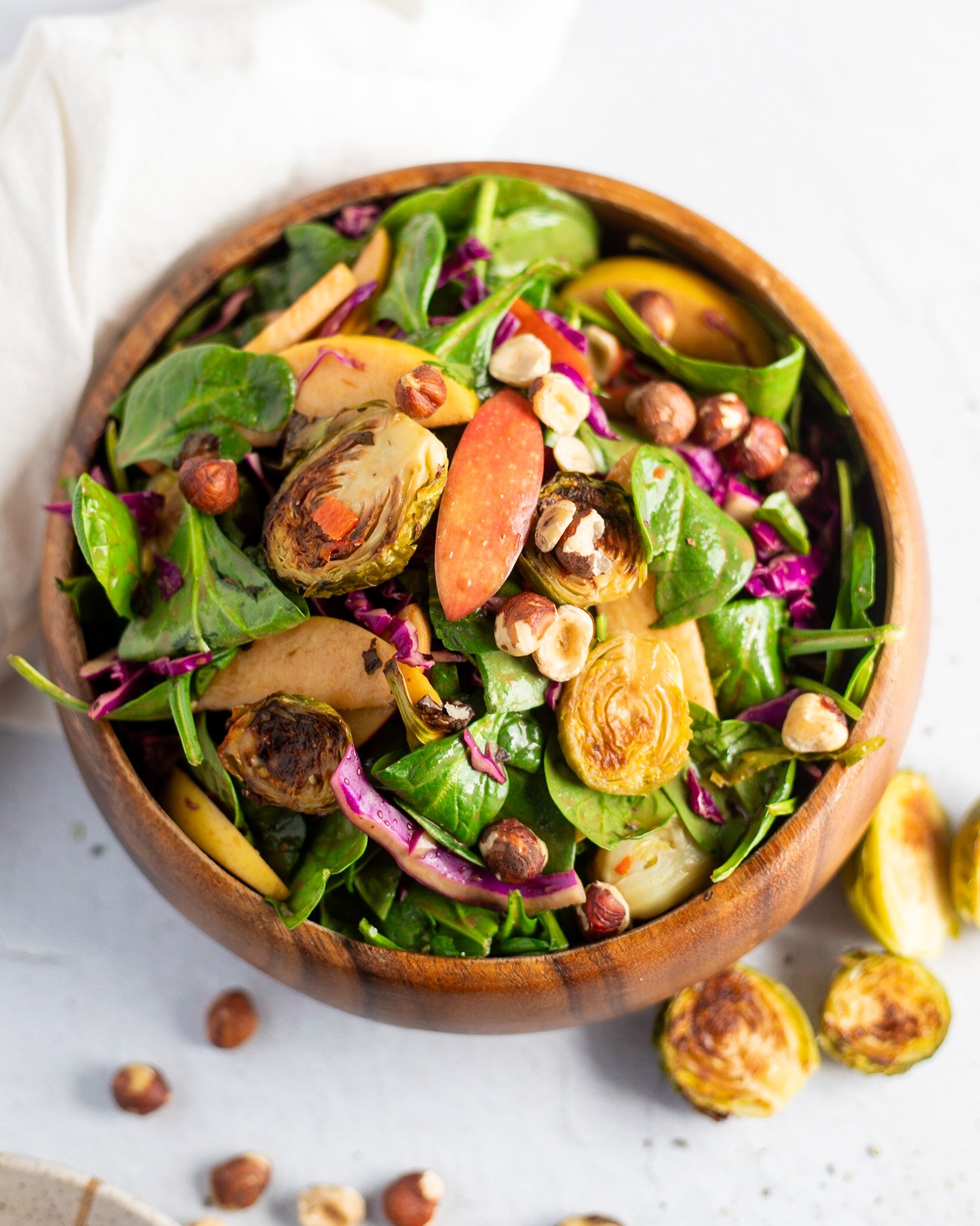 Crunchy Apple Hazelnut Spinach Salad (Vegan, Oil-Free)-image